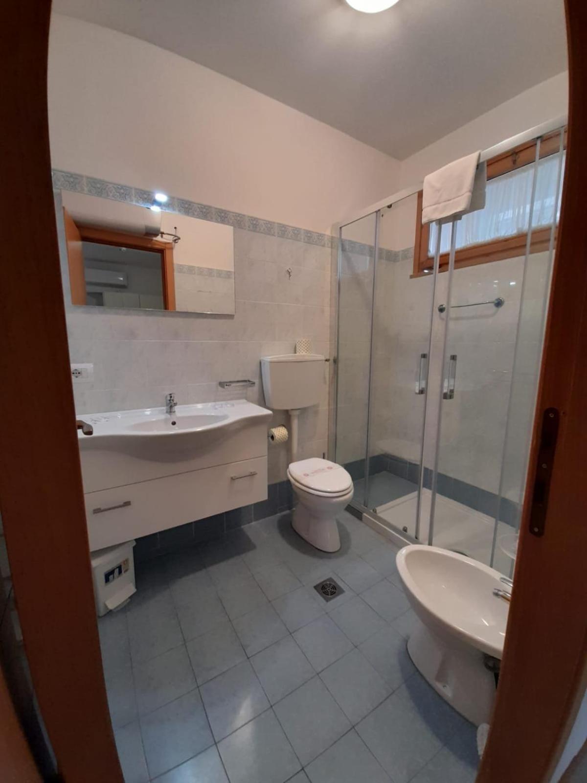 Aparthotel Costa Paradiso Lido Adriano Eksteriør billede