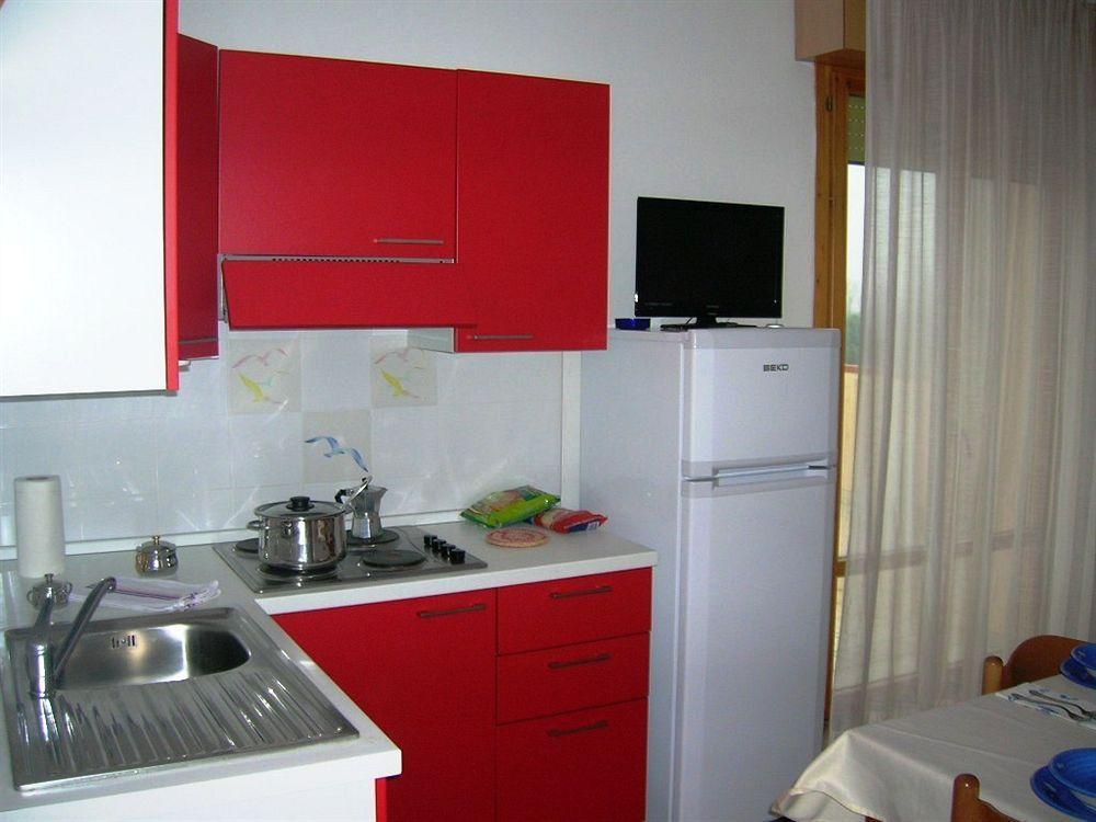 Aparthotel Costa Paradiso Lido Adriano Eksteriør billede