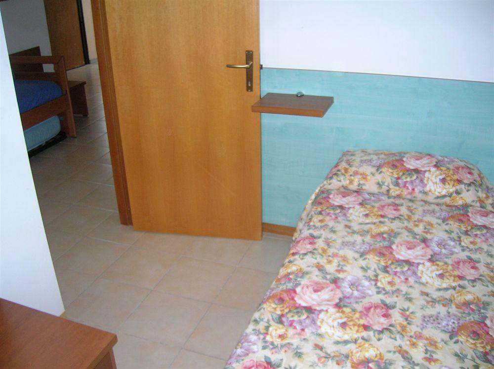 Aparthotel Costa Paradiso Lido Adriano Eksteriør billede