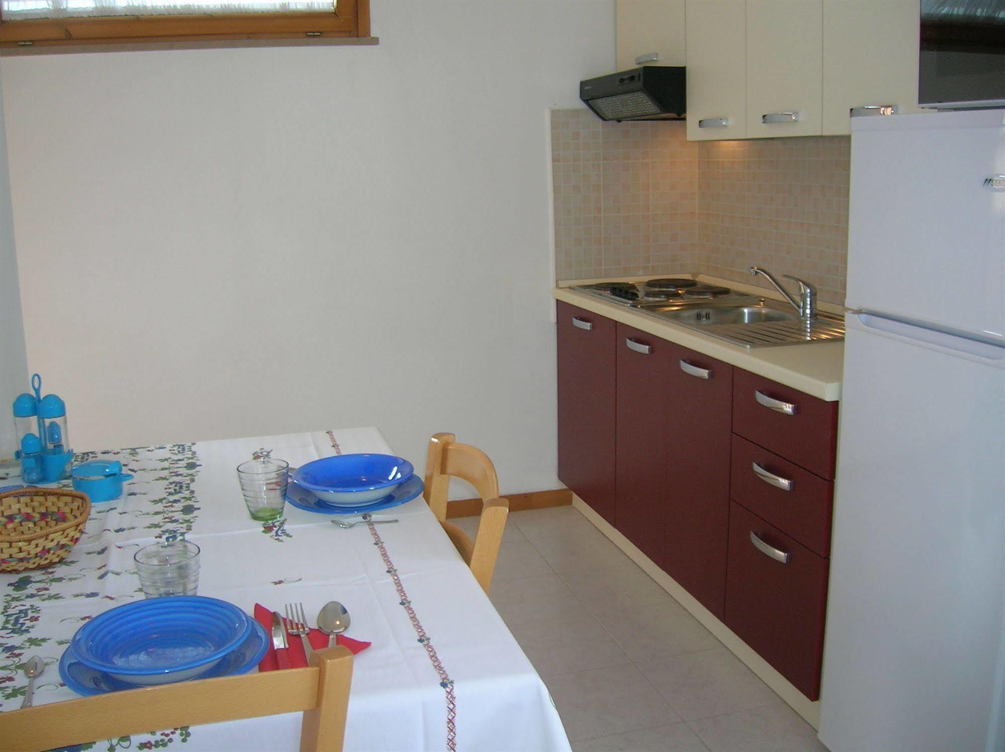 Aparthotel Costa Paradiso Lido Adriano Eksteriør billede